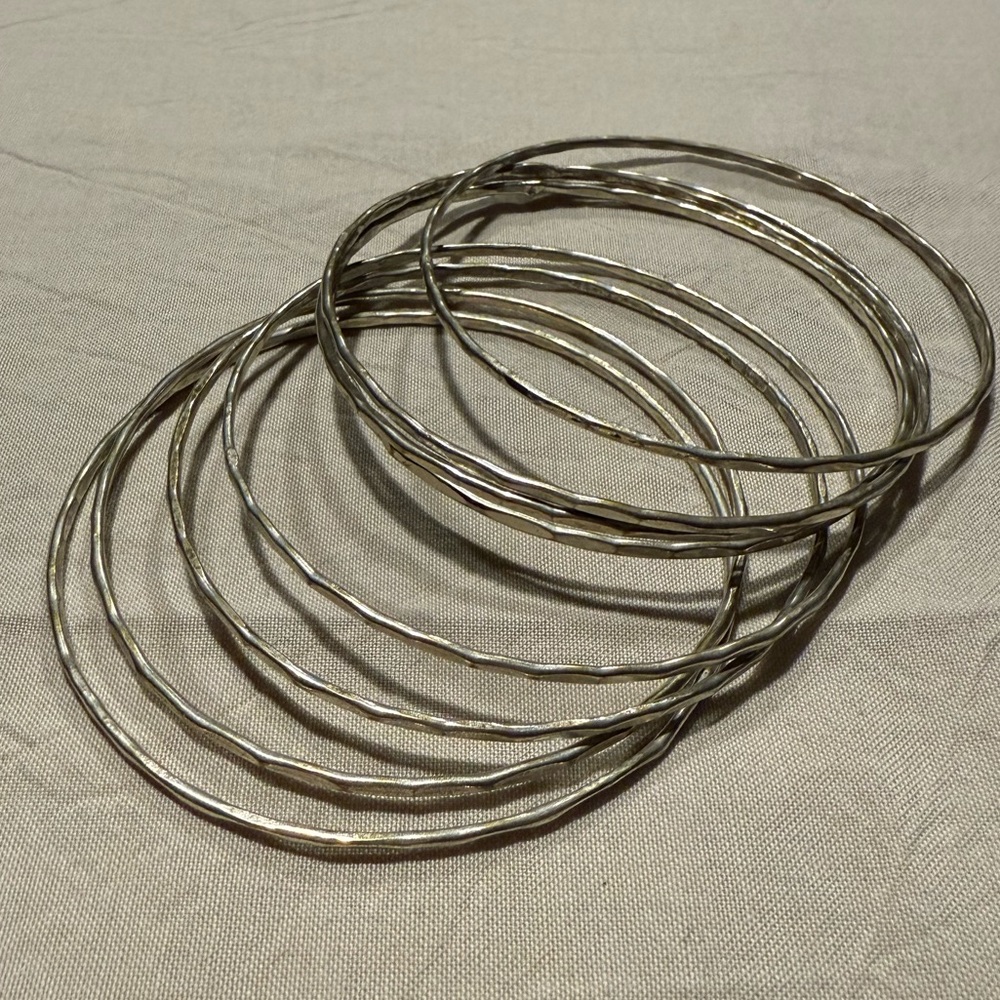 Set of 8 Thin Bangles
